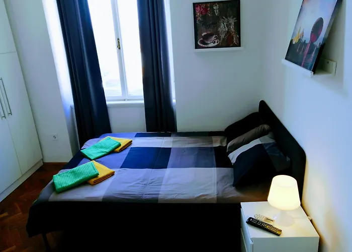 Pula-Center Apartments And Rooms