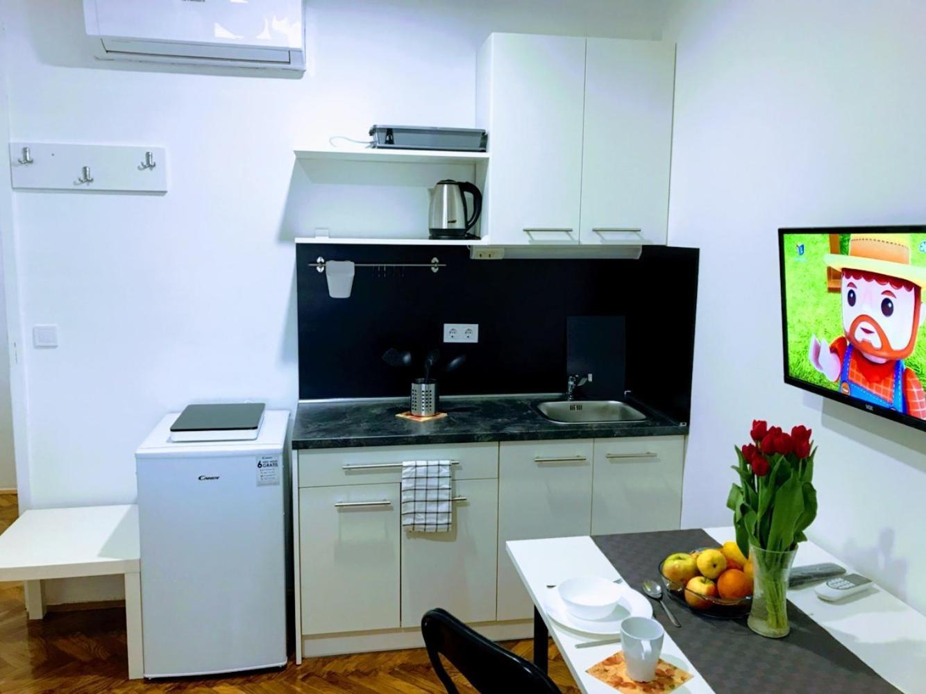 Pula-center And Apartamento *